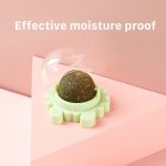 Interactive_Catnip_Ball_Toy_for_Active_Play_and_Exercise